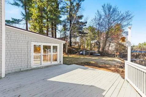120 Pond Street Newton NH 03858