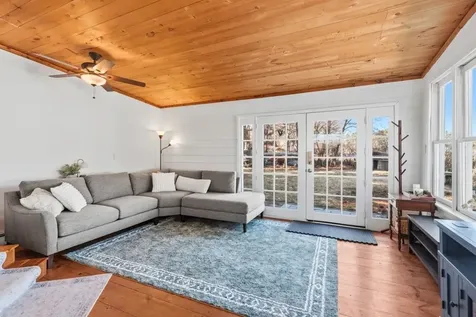 120 Pond Street Newton NH 03858