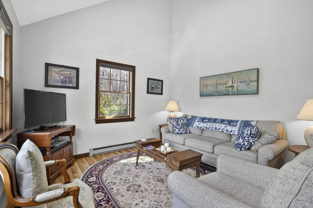 121 Chestnut Drive Gilford NH 03249