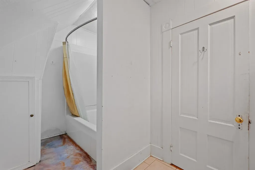 376 Portland Street St. Johnsbury VT 05819