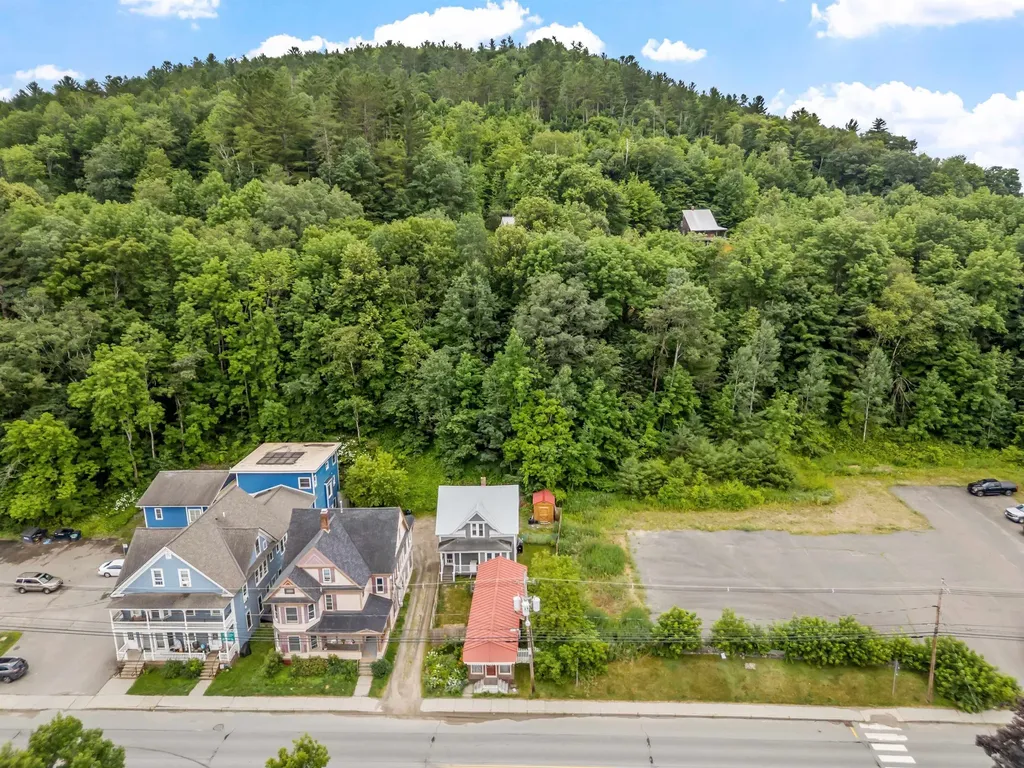 376 Portland Street St. Johnsbury VT 05819
