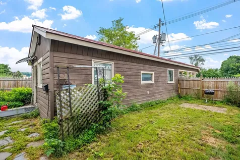 376 Portland Street St. Johnsbury VT 05819