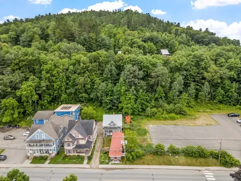 376 Portland Street St. Johnsbury VT 05819