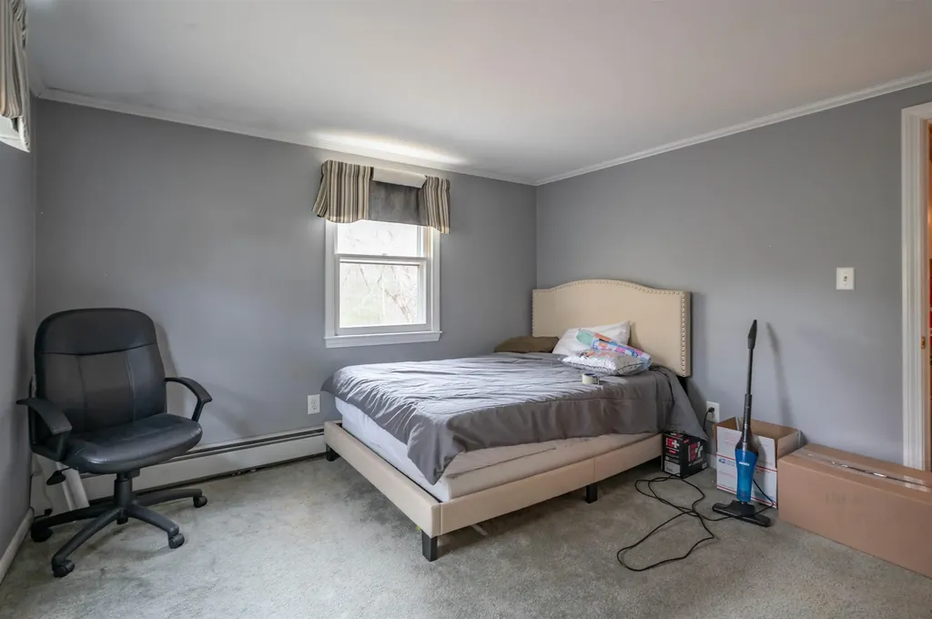 5 Lisa Terrace Pelham NH 03076