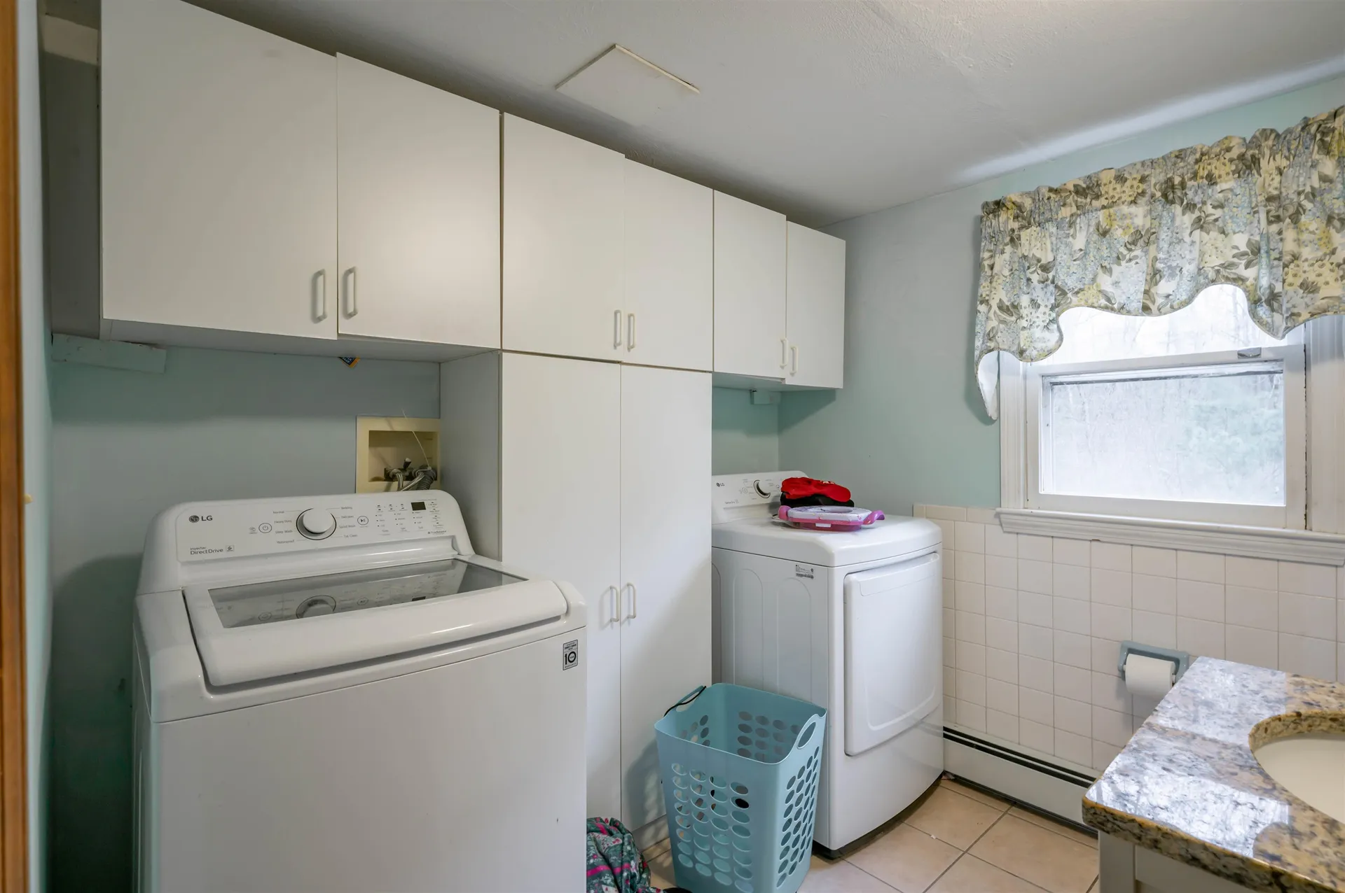 5 Lisa Terrace Pelham NH 03076