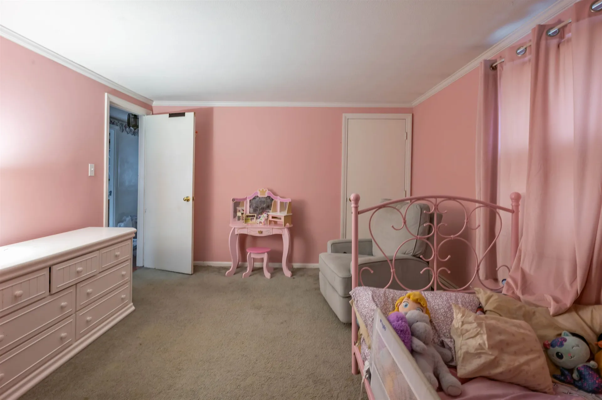 5 Lisa Terrace Pelham NH 03076