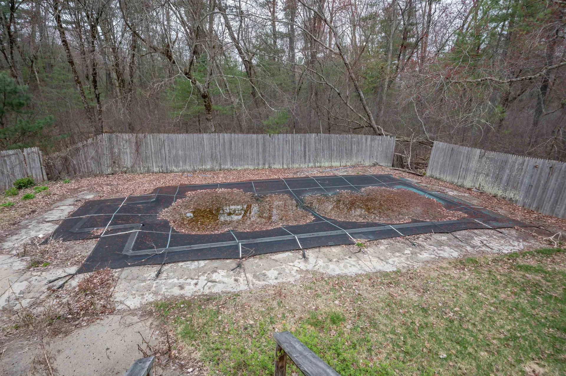5 Lisa Terrace Pelham NH 03076