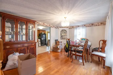 5 Lisa Terrace Pelham NH 03076