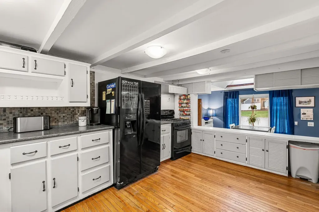 256 E Dunstable Road Nashua NH 03062