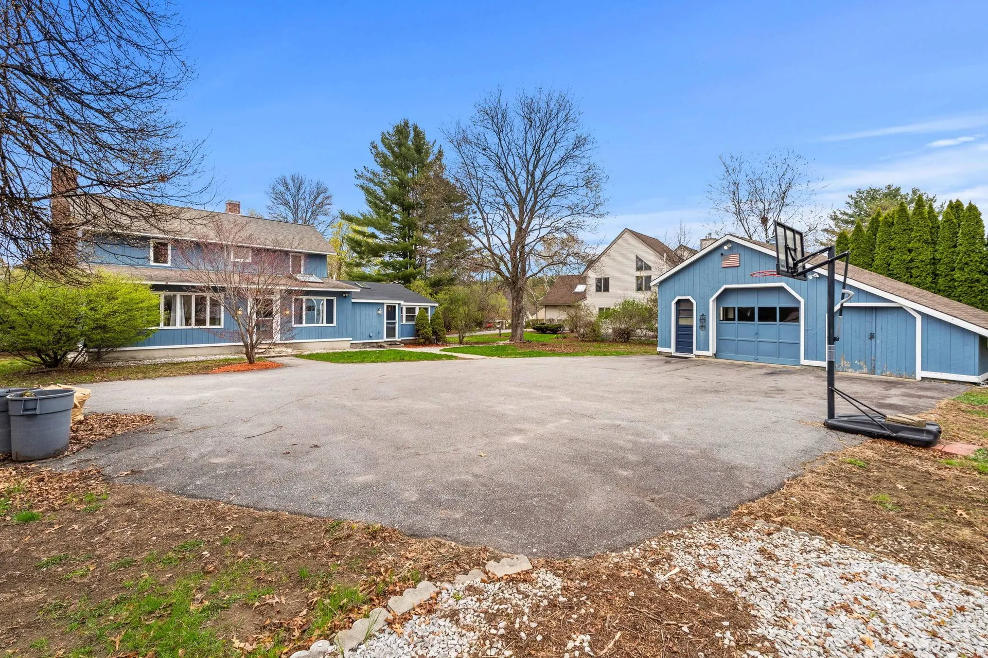 256 E Dunstable Road Nashua NH 03062