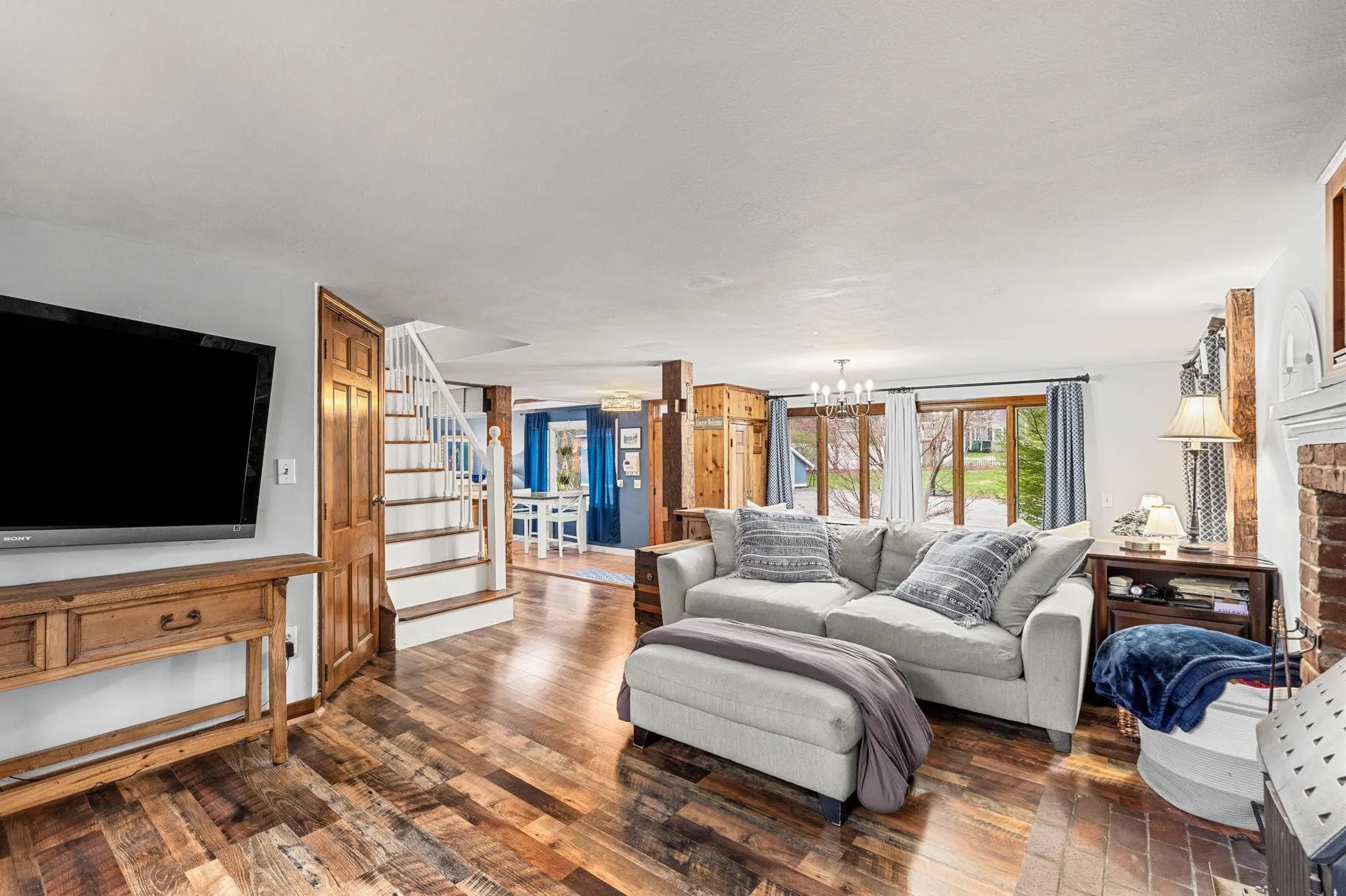 256 E Dunstable Road Nashua NH 03062