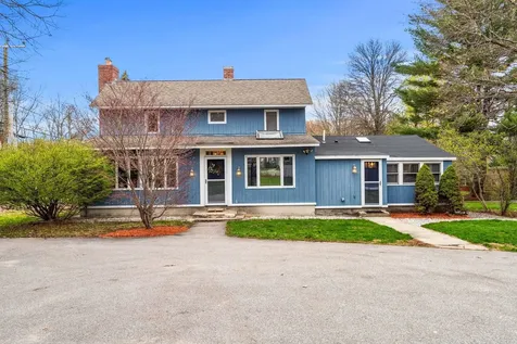 256 E Dunstable Road Nashua NH 03062