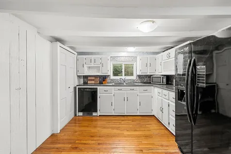 256 E Dunstable Road Nashua NH 03062