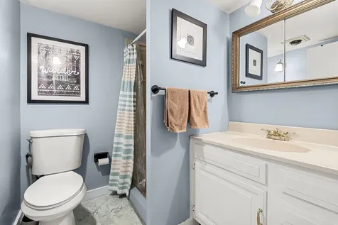 256 E Dunstable Road Nashua NH 03062