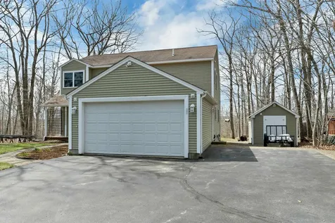 12 Serenity Lane Meredith NH 03253