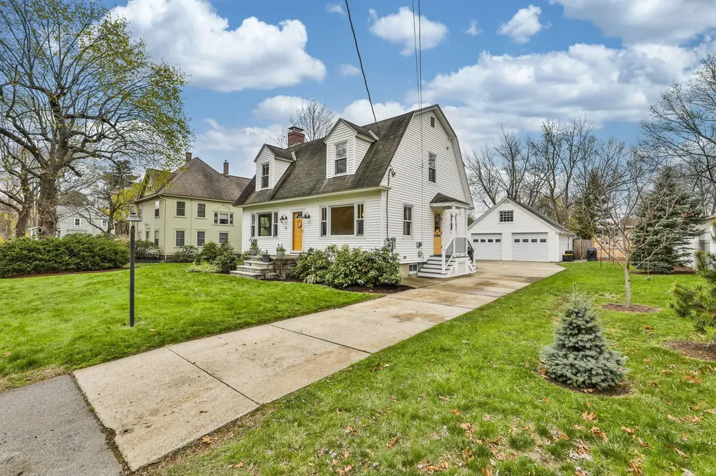 25 Eastman Street Nashua NH 03060
