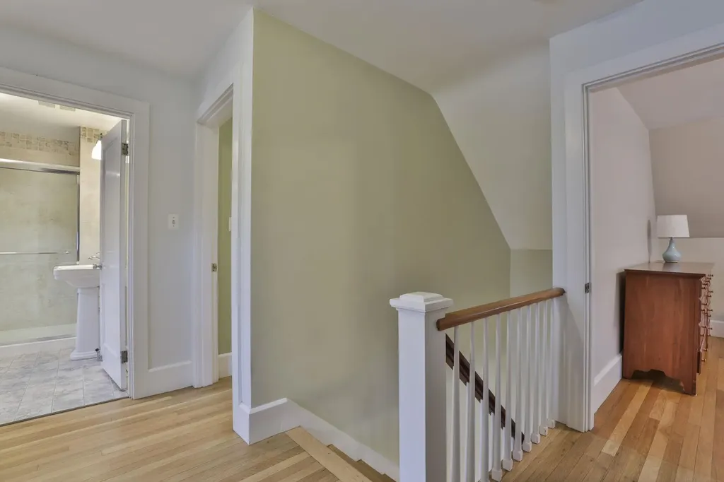 25 Eastman Street Nashua NH 03060