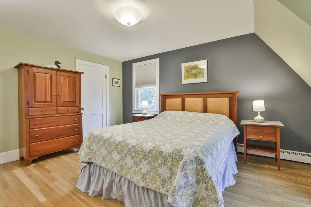 25 Eastman Street Nashua NH 03060