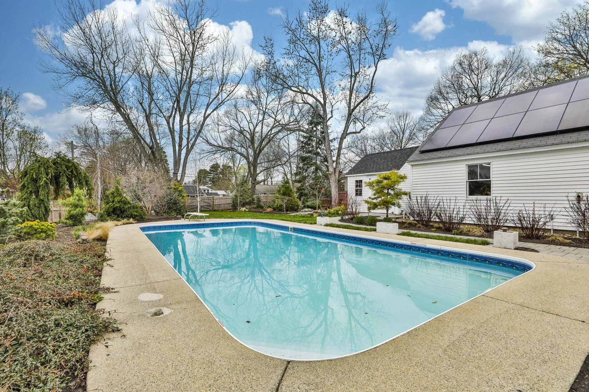 25 Eastman Street Nashua NH 03060