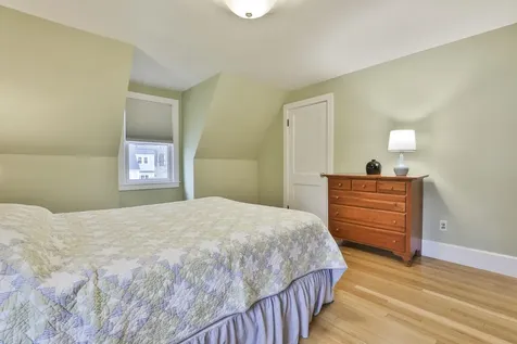 25 Eastman Street Nashua NH 03060
