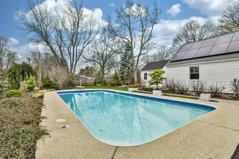 25 Eastman Street Nashua NH 03060