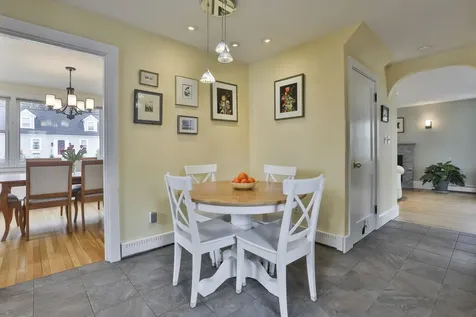 25 Eastman Street Nashua NH 03060