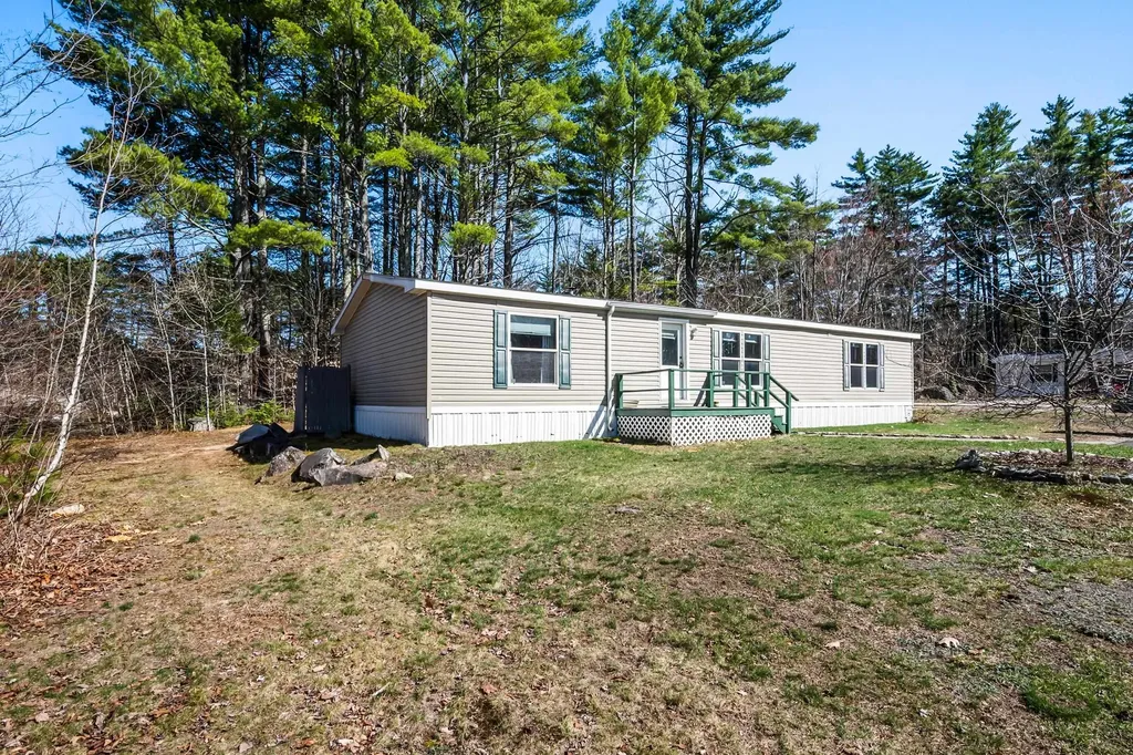 26 Firelite Road Conway NH 03860