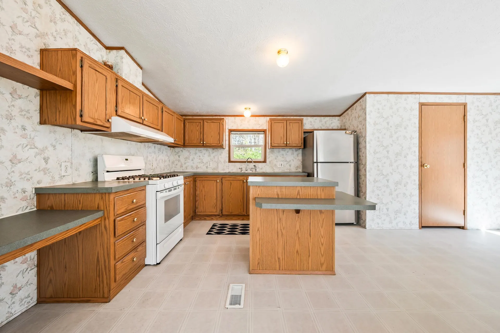 26 Firelite Road Conway NH 03860