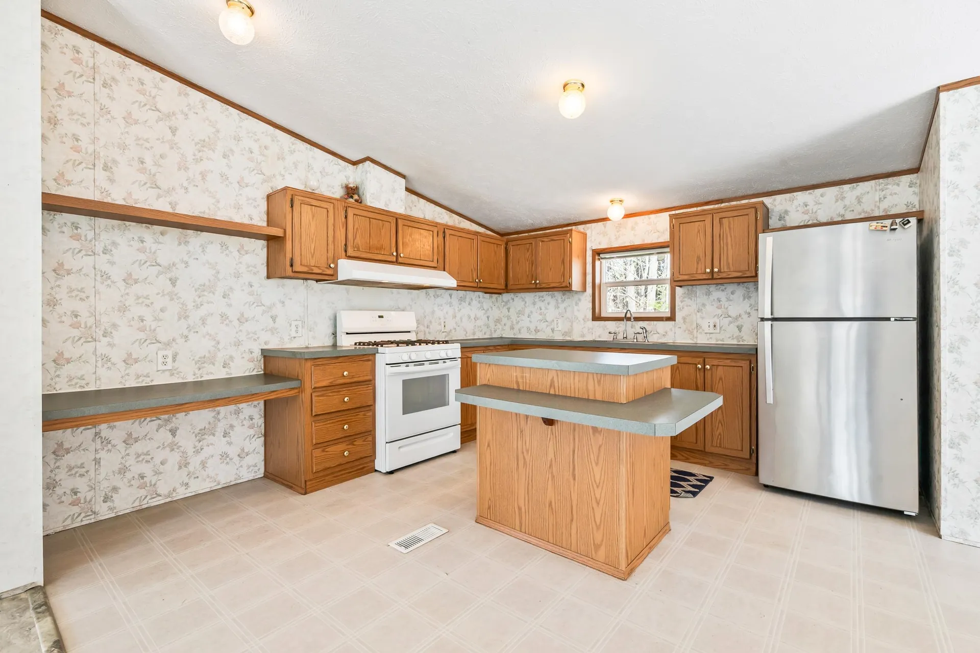 26 Firelite Road Conway NH 03860