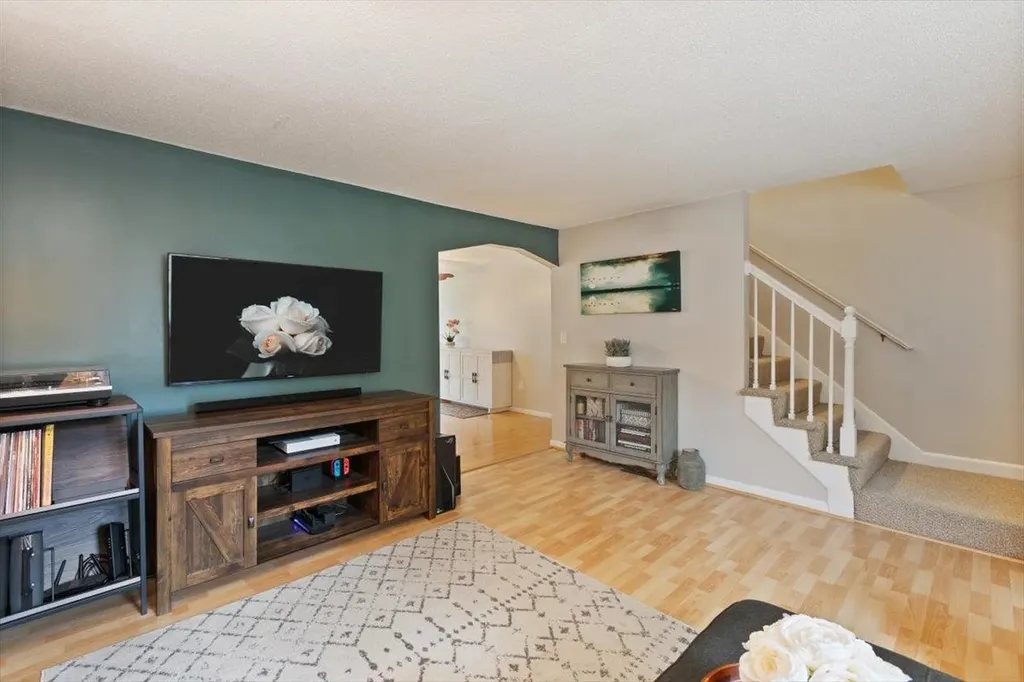 86 Sentry Way Merrimack NH 03054