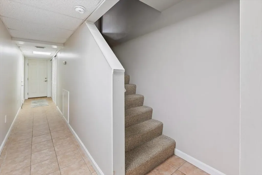 86 Sentry Way Merrimack NH 03054