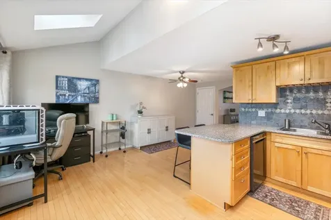 86 Sentry Way Merrimack NH 03054