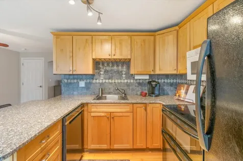 86 Sentry Way Merrimack NH 03054