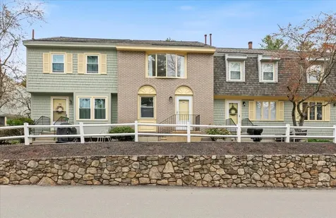 86 Sentry Way Merrimack NH 03054