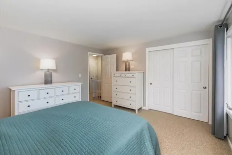 86 Sentry Way Merrimack NH 03054
