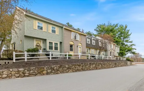 86 Sentry Way Merrimack NH 03054