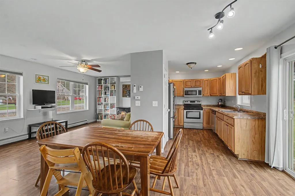 21 Pheasant Run Road Fairfax VT 05454