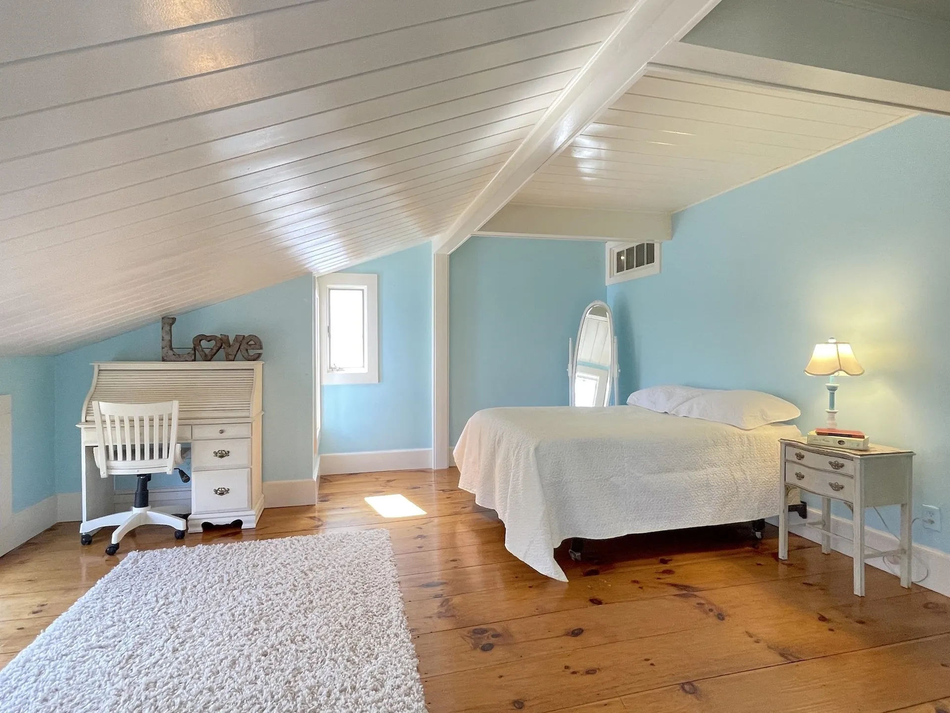 84 Cross Road Sharon NH 03458