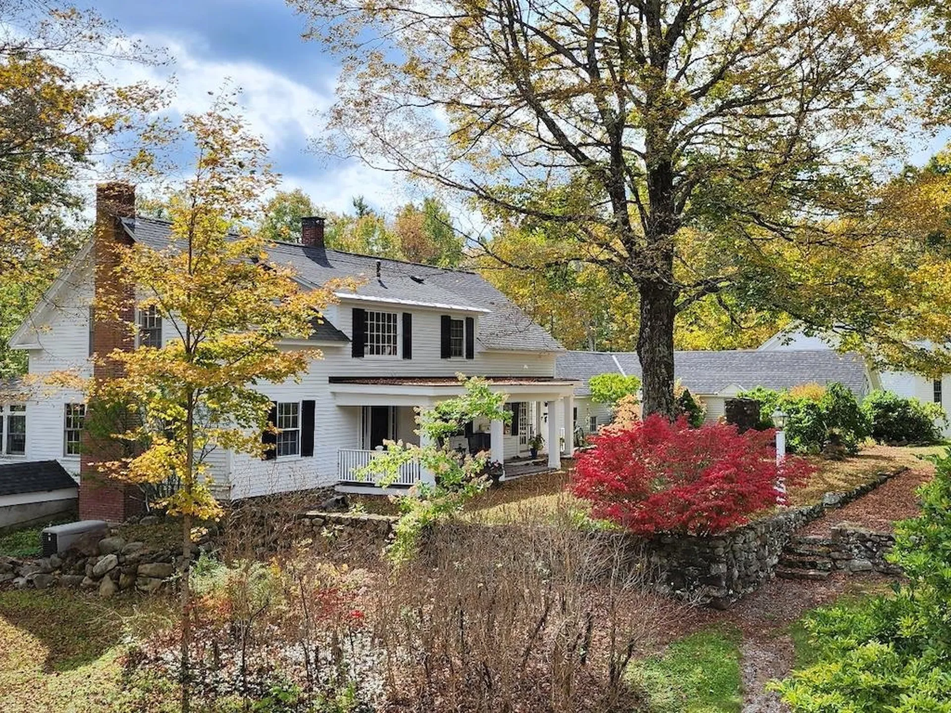 84 Cross Road Sharon NH 03458