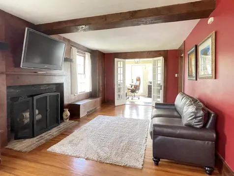 84 Cross Road Sharon NH 03458