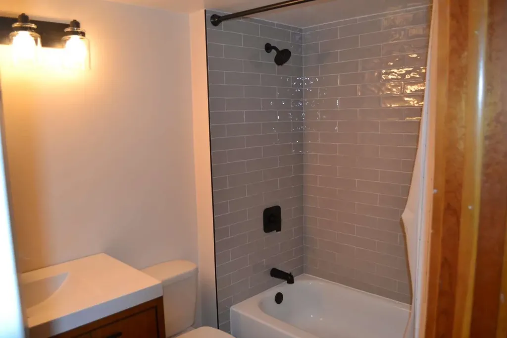 4B Newfane Circle Dover VT 05356