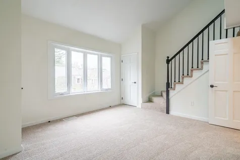 61 Sentry Way Merrimack NH 03054