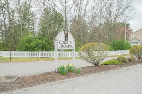 61 Sentry Way Merrimack NH 03054