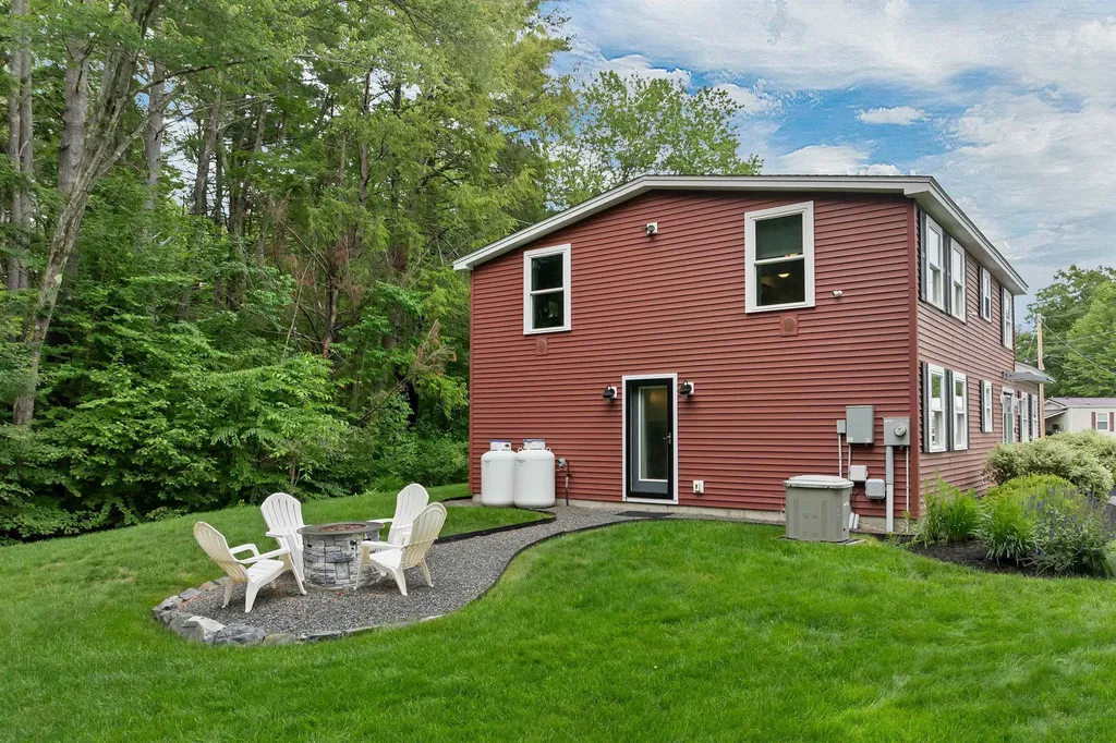 3 5th Street Belmont NH 03220
