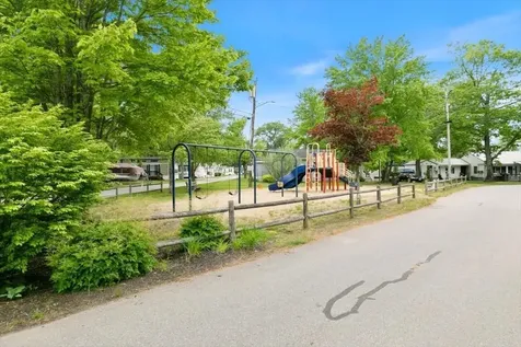 3 5th Street Belmont NH 03220