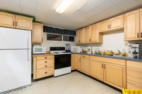 3 5th Street Belmont NH 03220