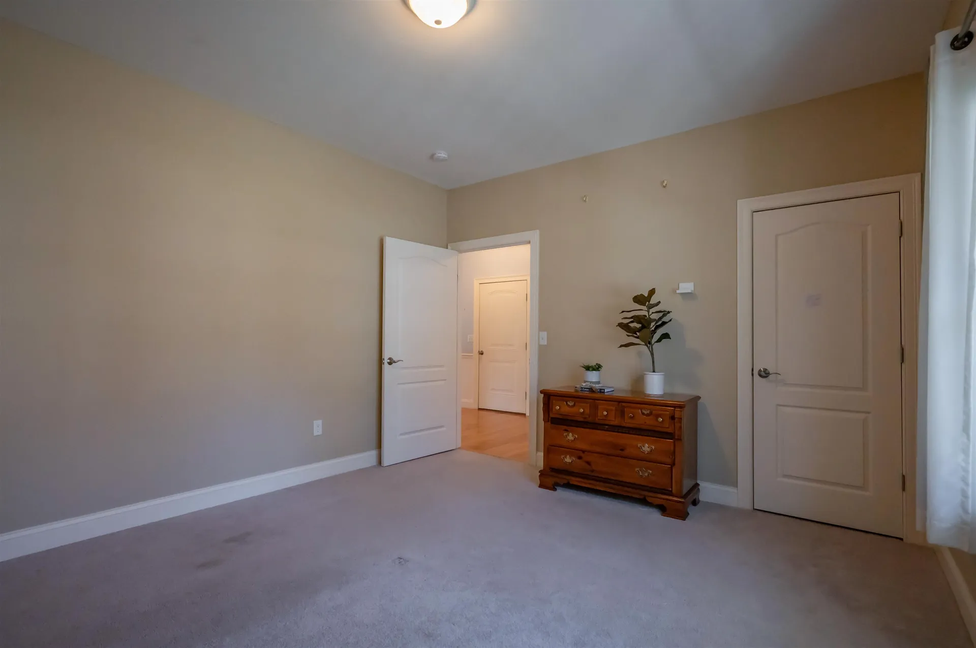 12 Torrey Pines Circle Plaistow NH 03865