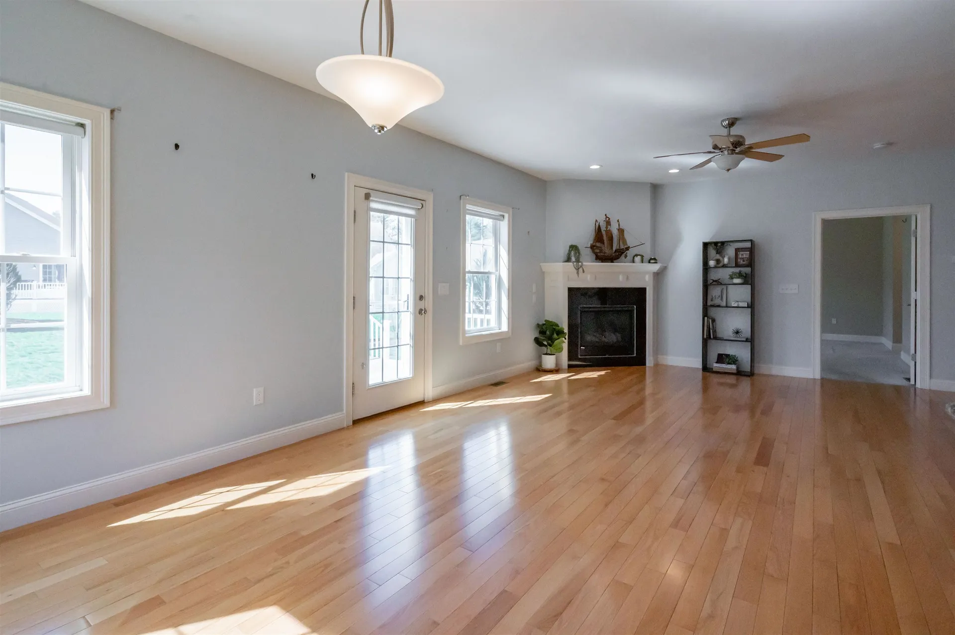 12 Torrey Pines Circle Plaistow NH 03865