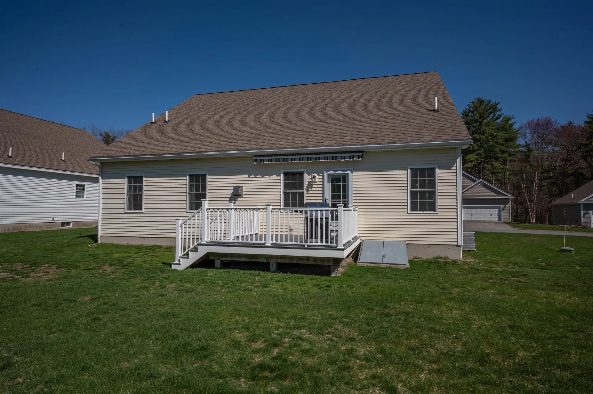 12 Torrey Pines Circle Plaistow NH 03865