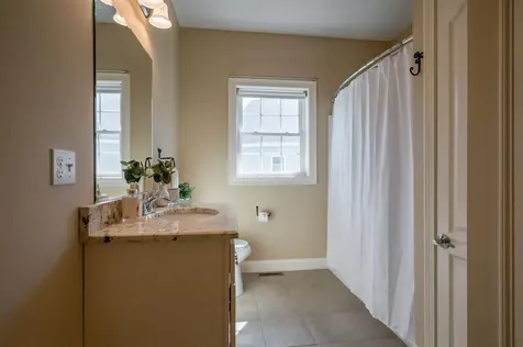 12 Torrey Pines Circle Plaistow NH 03865